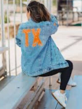 Texas UT Austin Aggies Denim Oversized Jean Jacket Size Medium Brand New! NWOT
